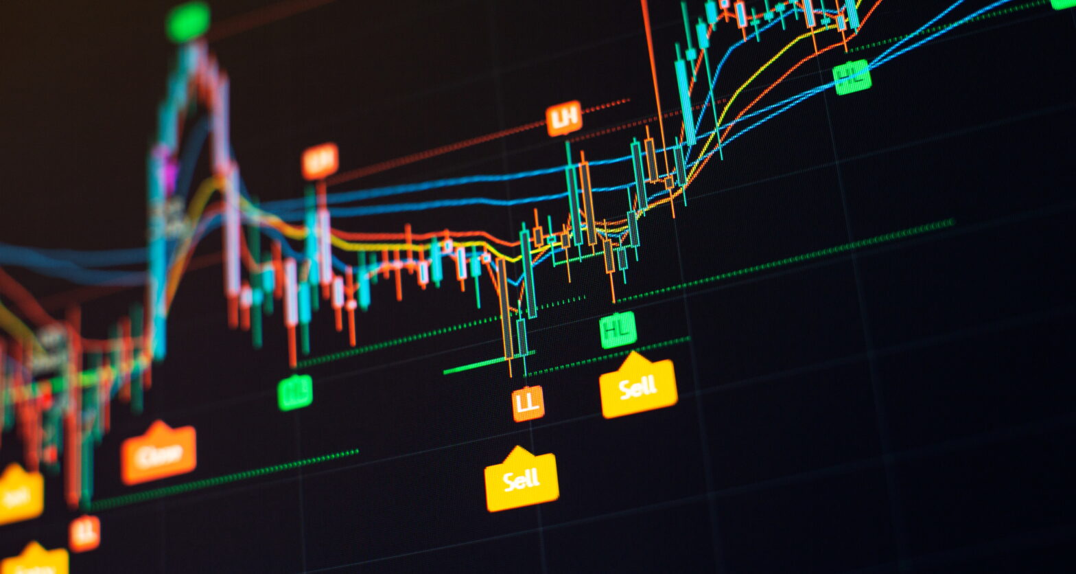 Cena ropy Brent spadła do 96 USD za baryłkę po wzroście powyżej 105 USD dzień wcześniej